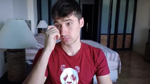 Snapshot of gilbertogonzales chatting on November 14, 1:37 am gilbertogonzales online show from November 14, 1:37 am