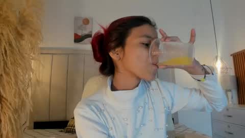 Snapshot of gimenalara chatting on June 2, 12:51 pm Gimena online show from June 2, 12:51 pm
