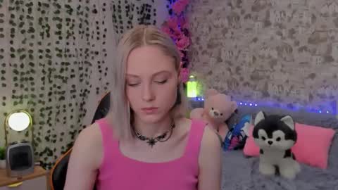 Gina online show from June 9, 12:55 am