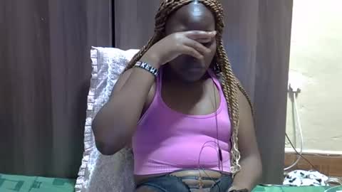 Snapshot of gina_sassy chatting on November 11, 7:03 pm Adiliah online show from November 11, 7:03 pm