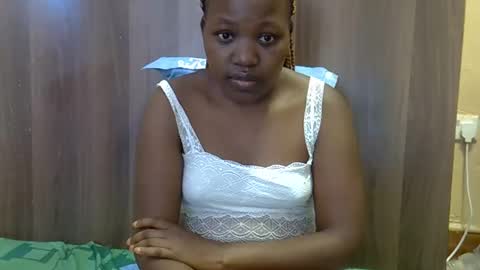 Snapshot of gina_sassy chatting on December 4, 7:50 am Adiliah online show from December 4, 7:50 am