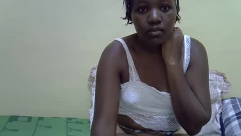 Snapshot of gina_sassy chatting on February 9, 12:42 pm Adiliah online show from February 9, 12:42 pm