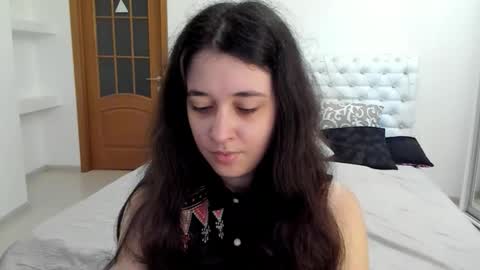 Kate online show from September 22, 9:00 am