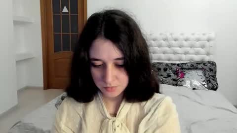 Kate online show from October 22, 8:14 am