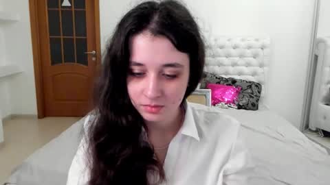 Kate online show from November 27, 8:49 am