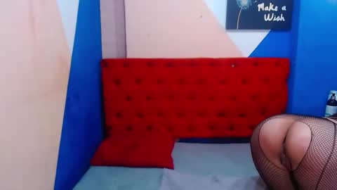 Snapshot of ginasailor chatting on February 22, 6:50 am ginasailor online show from February 22, 6:50 am