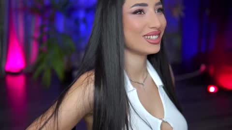 Snapshot of ginavalentinna chatting on October 15, 6:52 pm Gina online show from October 15, 6:52 pm