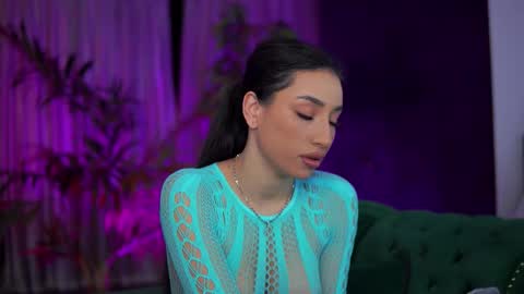 Gina online show from November 15, 8:16 pm