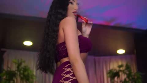 Gina online show from January 13, 7:52 pm