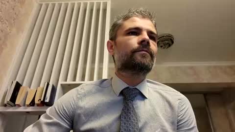 Snapshot of gindrie chatting on March 3, 6:15 am Gabriel online show from March 3, 6:15 am