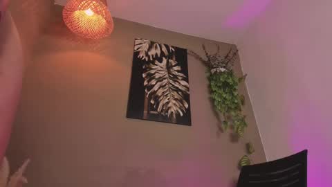 Ginebra online show from January 19, 4:22 pm