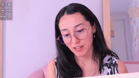 Ginn online show from November 29, 12:30 pm