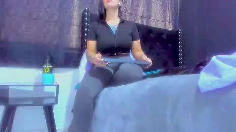 Snapshot of ginger_amarett chatting on October 19, 7:14 pm Miss online show from October 19, 7:14 pm