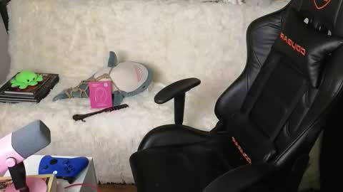 Snapshot of ginger_stay chatting on November 14, 9:30 am Ginger online show from November 14, 9:30 am