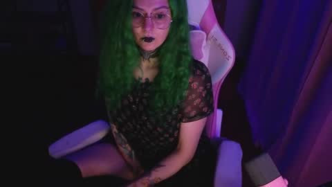 Ginger online show from May 27, 8:28 pm