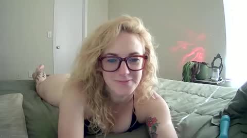 Snapshot of gingergrand chatting on September 19, 9:48 pm GingerGrand online show from September 19, 9:48 pm