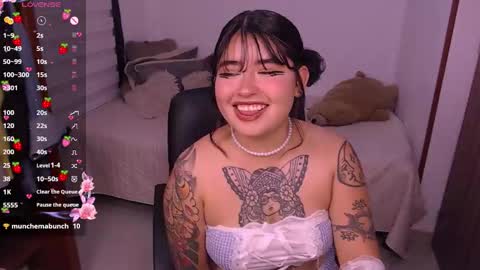 ginmeowuwu online show from March 6, 5:31 pm