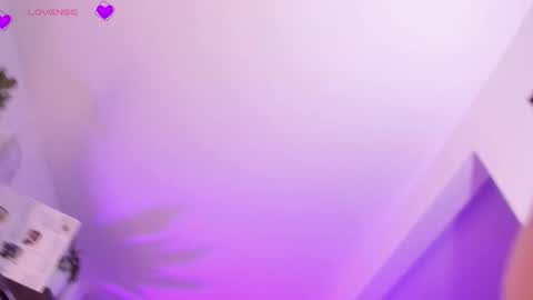 Snapshot of ginnaaaa_ chatting on February 5, 12:59 am Ginnaa online show from February 5, 12:59 am