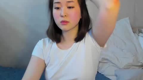 Ginny online show from April 20, 11:17 pm