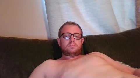 Snapshot of ginwood chatting on June 16, 6:27 am ginwood online show from June 16, 6:27 am