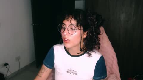 giny_bean online show from March 23, 2:04 am