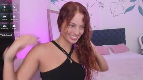 Snapshot of gio_palacios chatting on February 22, 2:41 pm Gio online show from February 22, 2:41 pm