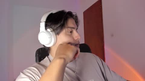 GioRusso online show from March 24, 6:24 pm