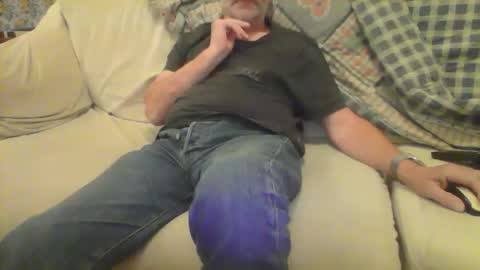 Snapshot of gioia2 chatting on October 7, 7:27 am big one online show from October 7, 7:27 am