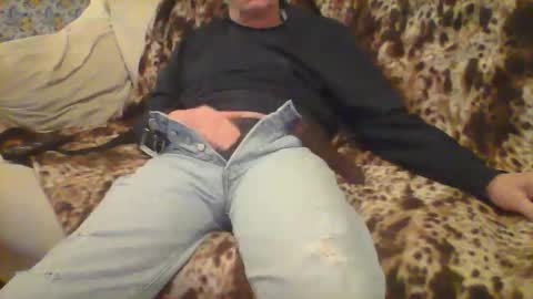 Snapshot of gioia2 chatting on November 29, 9:12 am big one online show from November 29, 9:12 am