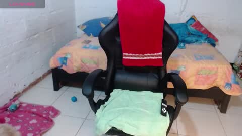 Mary online show from December 26, 8:32 pm