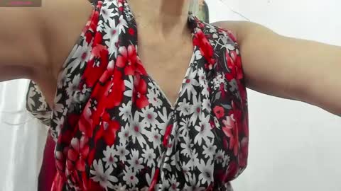 Mary online show from June 4, 1:11 am