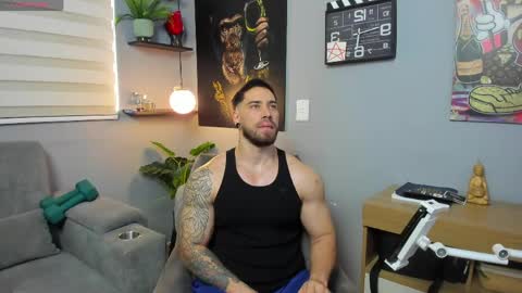 Snapshot of giorgio_leone2 chatting on April 26, 4:59 pm Giorgio leone online show from April 26, 4:59 pm