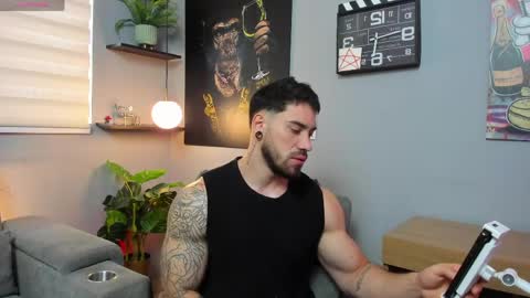 Snapshot of giorgio_leone2 chatting on May 25, 10:38 pm Giorgio leone online show from May 25, 10:38 pm