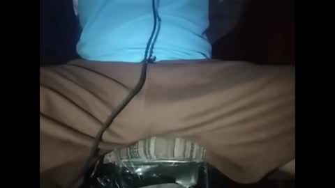 GuidoGiovan online show from January 2, 5:03 am