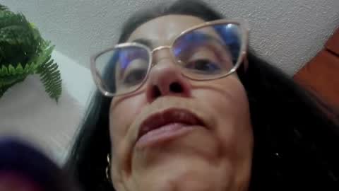 Girasol Walton online show from September 25, 5:05 pm