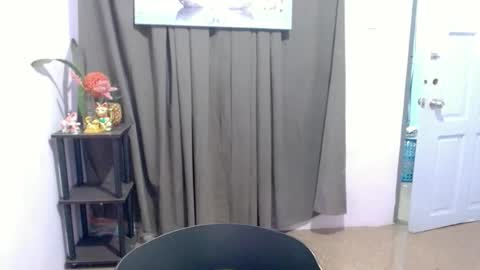 Aisha online show from November 24, 6:40 pm