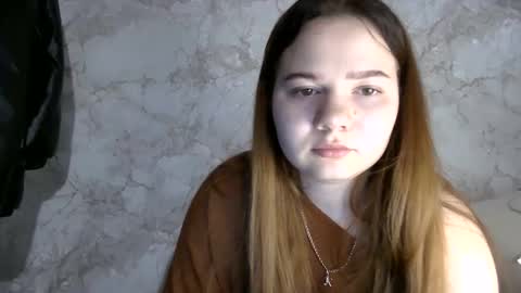 girl_cute07 online show from April 16, 6:41 pm