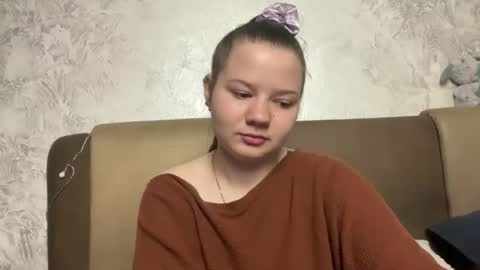 Snapshot of girl_cute07 chatting on May 19, 6:58 pm girl_cute07 online show from May 19, 6:58 pm