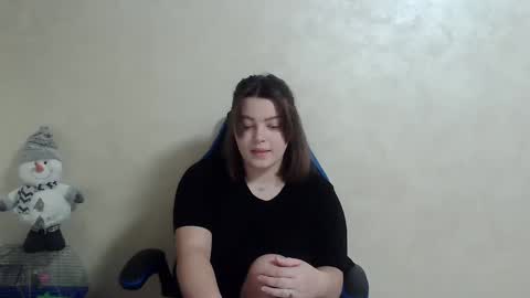 girl_leya online show from January 6, 10:37 pm
