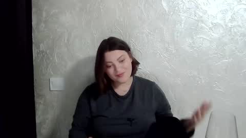 girl_leya online show from December 14, 9:08 pm