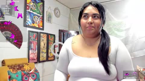 Snapshot of girl_luna_ chatting on September 24, 7:50 pm girl_luna_ online show from September 24, 7:50 pm