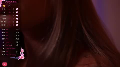 Snapshot of girl_peach_ chatting on December 30, 5:13 pm Kate online show from December 30, 5:13 pm