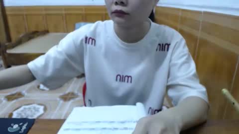 Snapshot of girlbaee chatting on September 17, 2:24 am Babe online show from September 17, 2:24 am