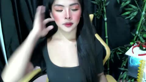 queen ronna online show from December 10, 12:27 pm