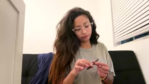 Ivy online show from June 1, 12:23 am