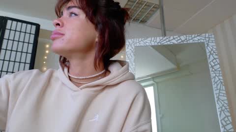 Hanna online show from March 7, 1:18 pm