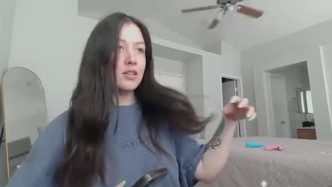 Jasmine online show from March 10, 5:29 pm