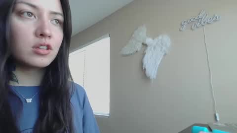 Jasmine online show from September 11, 4:40 pm