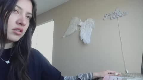 Jasmine online show from April 23, 4:53 pm