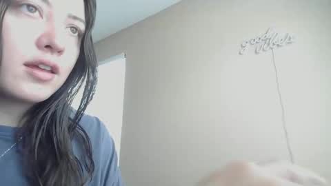 Jasmine online show from May 4, 4:25 pm